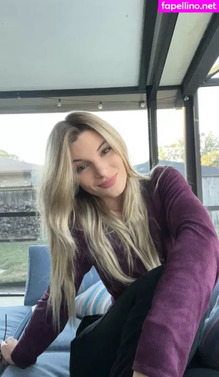 Skylarrosay OnlyFans Thumbnail #T3xJQWYidi