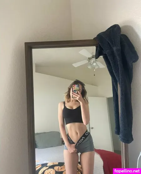 Skylarshorts OnlyFans Thumbnail #9fdrUt0i4m