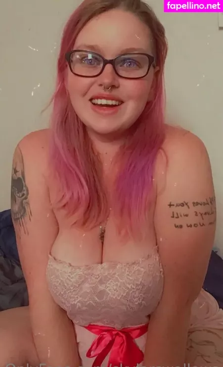 Skylarswallows OnlyFans Thumbnail #9r2L4lrkTQ