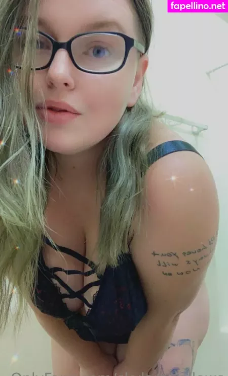 Skylarswallows OnlyFans Thumbnail #UJlc3ZQZIQ