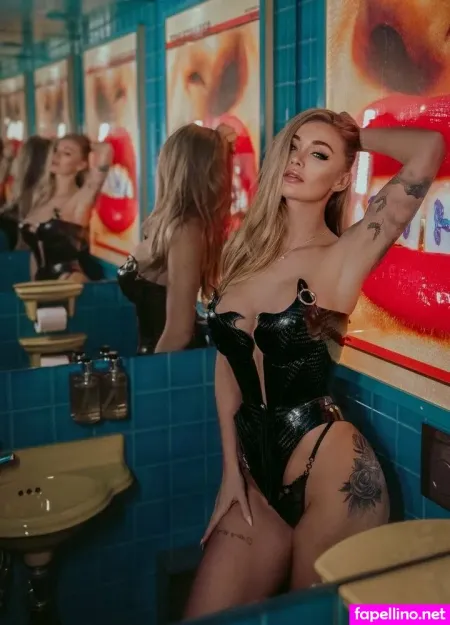 Skylasx 1 OnlyFans Thumbnail #4x6kDbCM2v