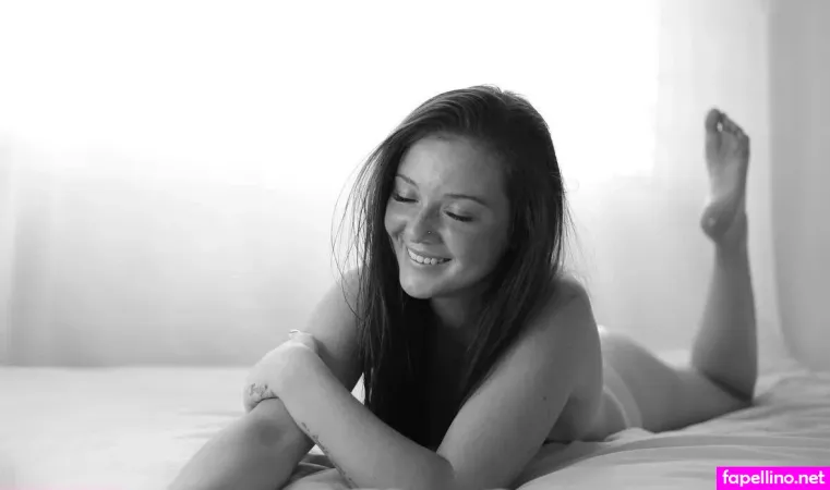 Skyle Lee Elliott OnlyFans Thumbnail #4mkUdNJqEJ