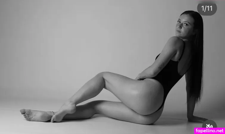 Skyle Lee Elliott OnlyFans Thumbnail #JWmPrrjV0m