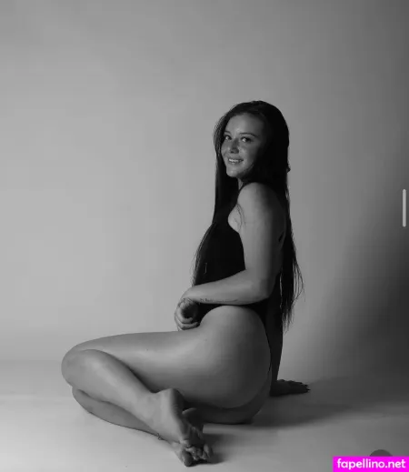 Skyle Lee Elliott OnlyFans Thumbnail #Pt6GfhHGkS