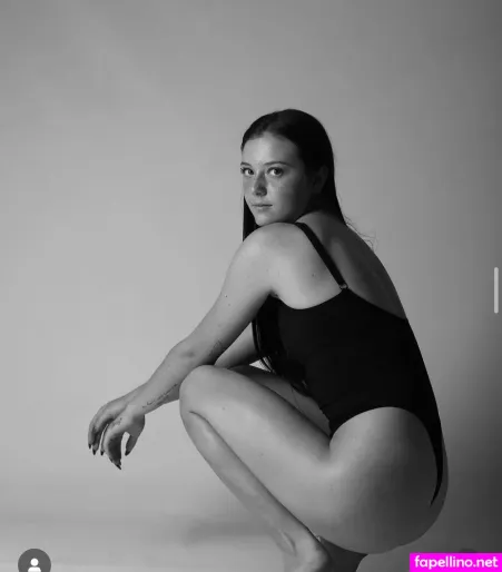 Skyle Lee Elliott OnlyFans Thumbnail #UjN9u2L8U2