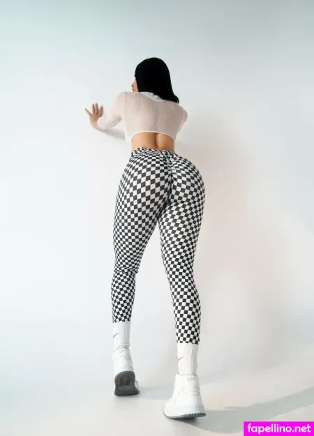 Skyler Ferrer OnlyFans Thumbnail #RyRNcKoslq
