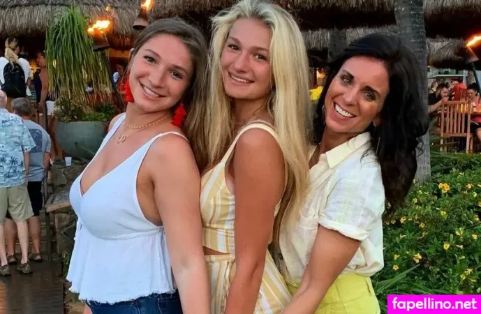 Skyler Lesslie OnlyFans Thumbnail #QnFoR9OPG9