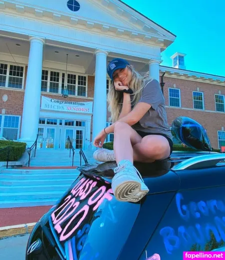 Skyler Lesslie OnlyFans Thumbnail #cbISakrSWx