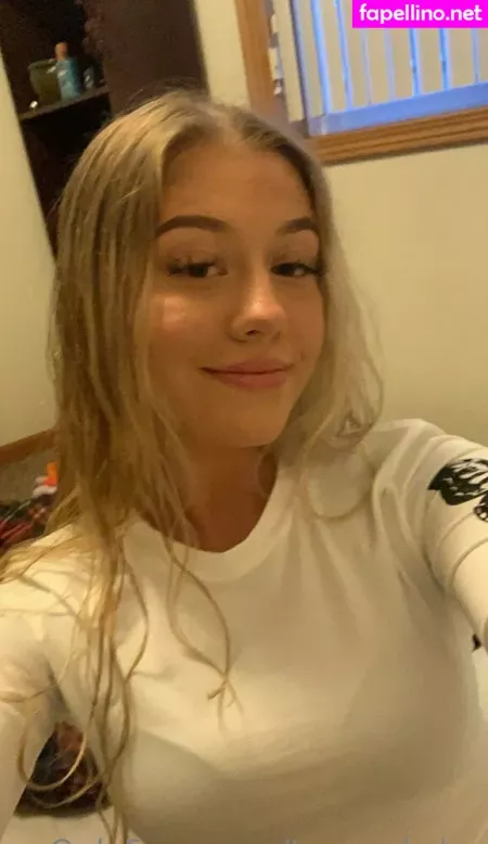 Skylerstormxo OnlyFans Thumbnail #8gGGShYLaw