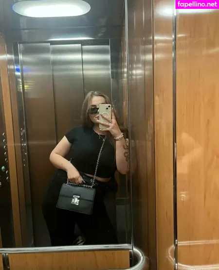 Skyli Kerr OnlyFans Thumbnail #1MFHHUAxYW