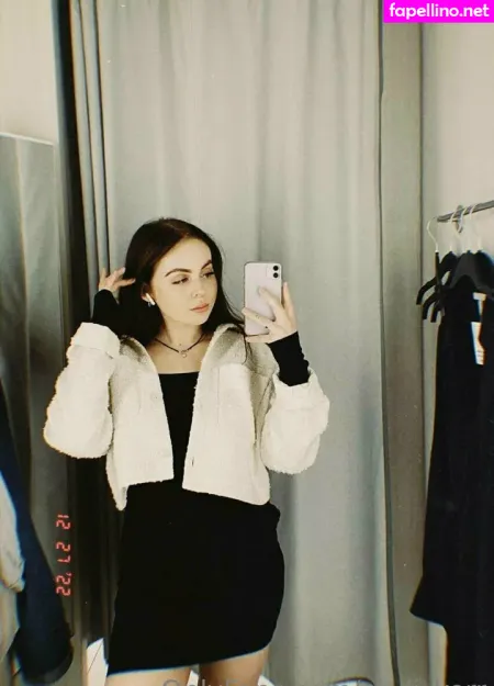 Skyli Kerr OnlyFans Thumbnail #2Dq13P1FxK