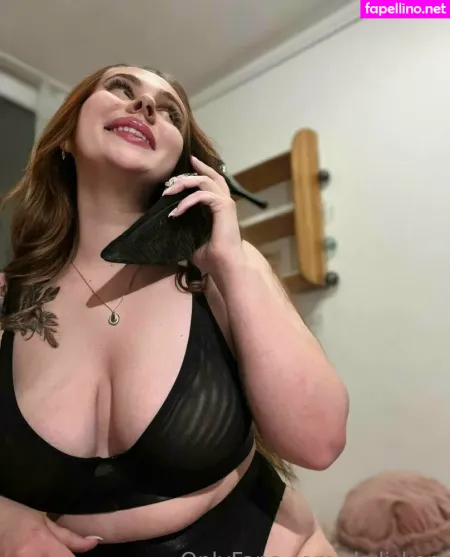 Skyli Kerr OnlyFans Thumbnail #MZxV6GDDvy