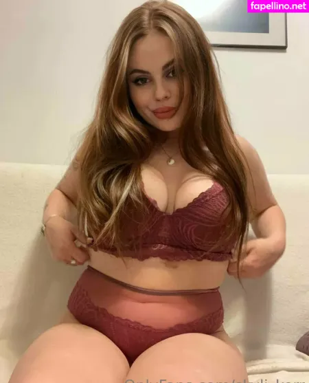 Skyli Kerr OnlyFans Thumbnail #NeS8FPREhC