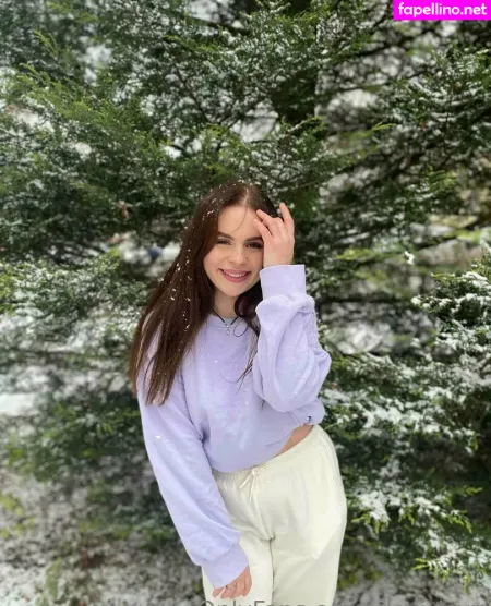 Skyli Kerr OnlyFans Thumbnail #OxFOiQO004