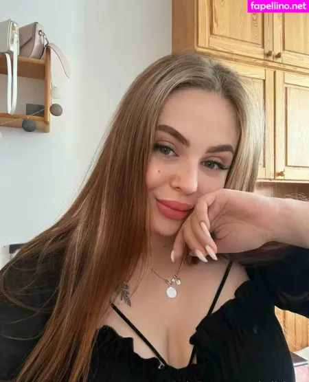 Skyli Kerr OnlyFans Thumbnail #S5T2uV1W2a