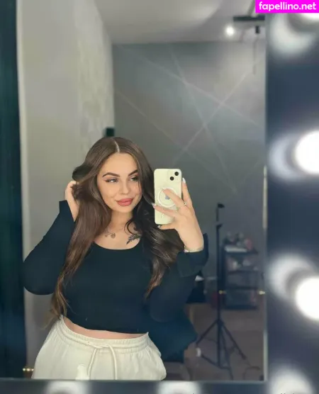 Skyli Kerr OnlyFans Thumbnail #edF9rRpoha