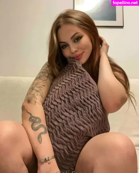 Skyli Kerr OnlyFans Thumbnail #uIySlVKJ0g