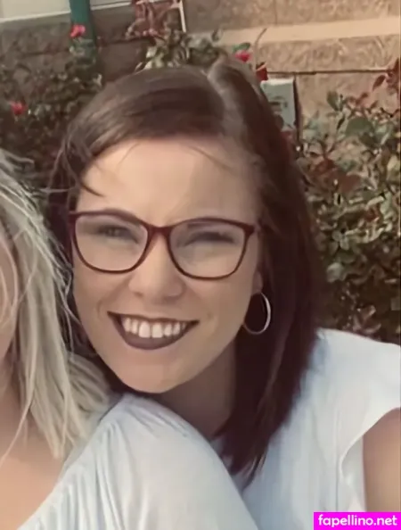 Skylynn Greene OnlyFans Thumbnail #KbrFMZJQ1Q