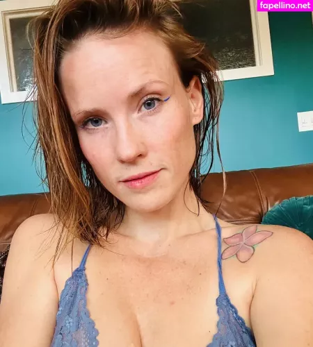Skyra Fox OnlyFans Thumbnail #AjZSnJ2LmX