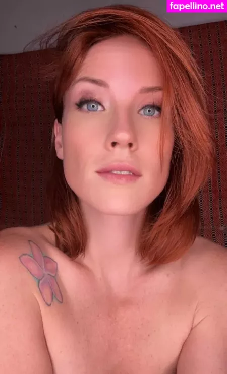 Skyra Fox OnlyFans Thumbnail #IZnmYkw8aF