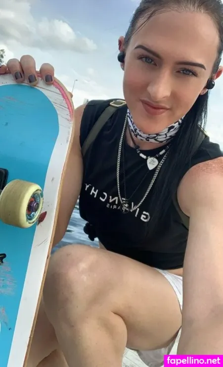 Skyrierose OnlyFans Thumbnail #Loe4DEZKHK