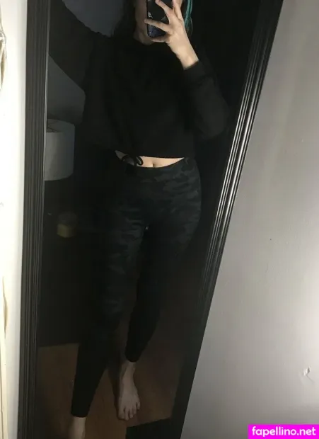 Skysfreepage OnlyFans Thumbnail #GwI0xEbTI0