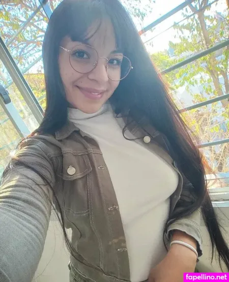 Skysweet22 OnlyFans Thumbnail #UXf1lFl4xx