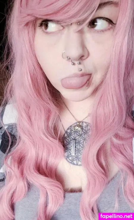 Skyviciousfree OnlyFans Thumbnail #0puKDlelwp