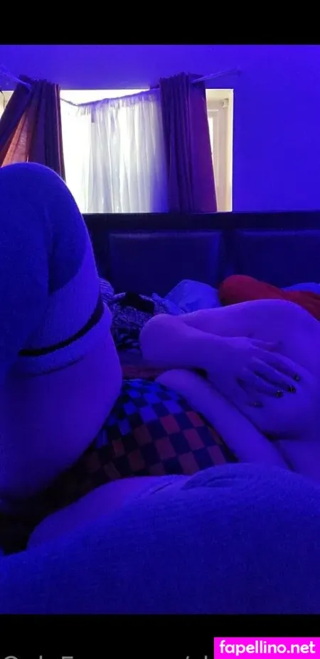 Skyviciousfree OnlyFans Thumbnail #WB4EM3sBuE