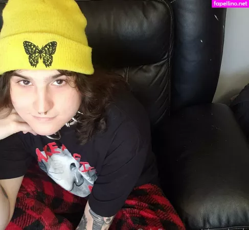 Skyyshark OnlyFans Thumbnail #7OeekTNUww