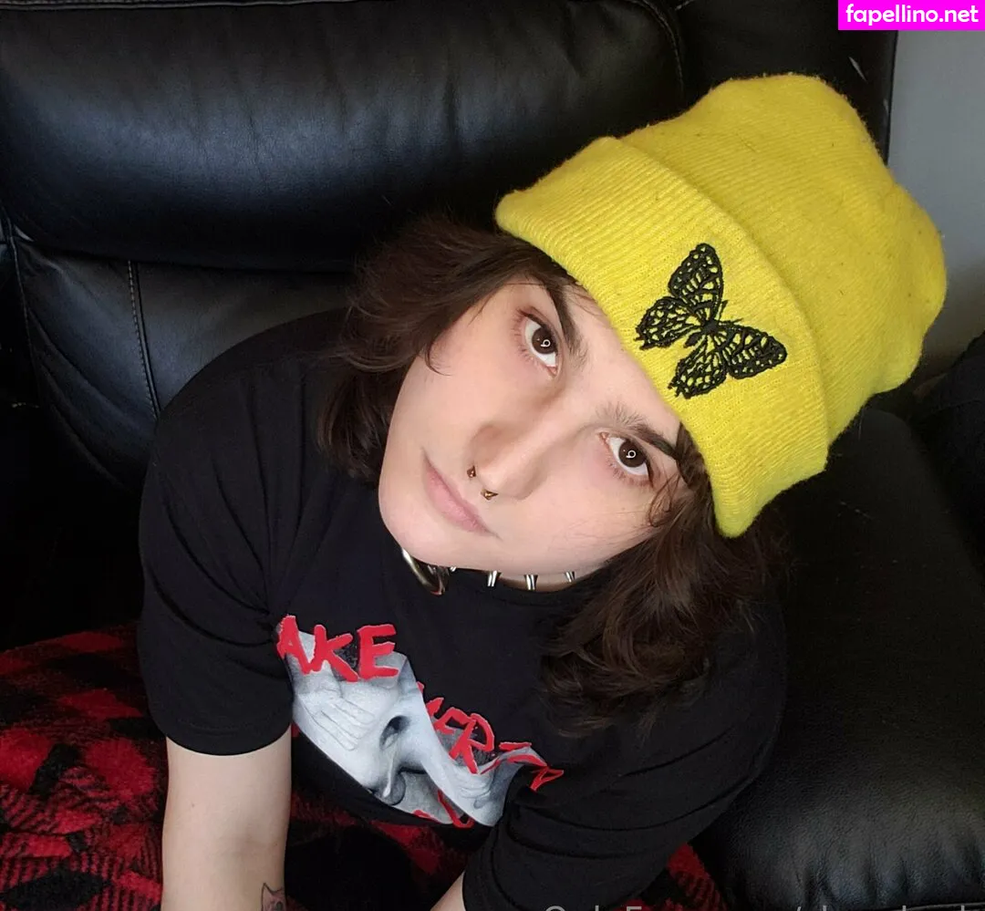 skyyshark, snarky_shark14 Nude Leaked OnlyFans Photo #JwVZF1jczZ