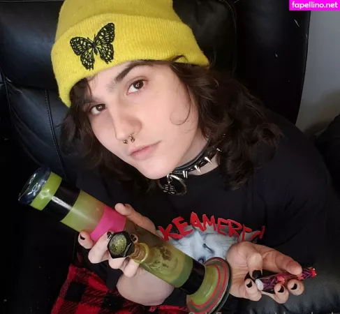 Skyyshark OnlyFans Thumbnail #rAI2VyOuX6