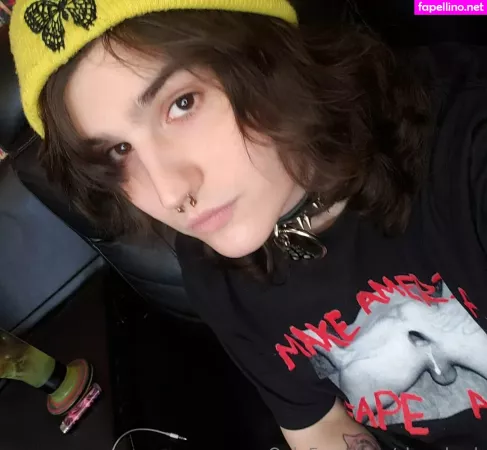 Skyyshark OnlyFans Thumbnail #u4QQSoVhnD