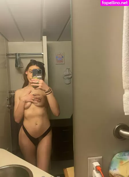 Skyywoods OnlyFans Thumbnail #qF5f1yMfLi