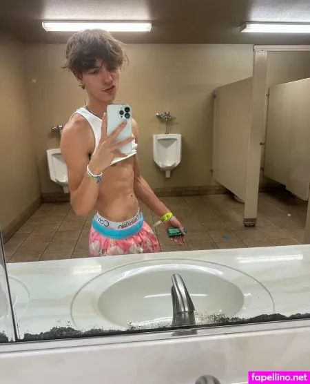 Sl1mshady7 OnlyFans Thumbnail #MdqkgnYz4R