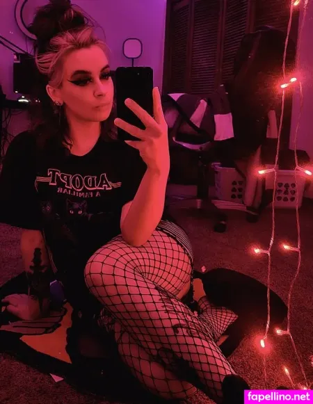 Slashleyreacts Main Profile Photo