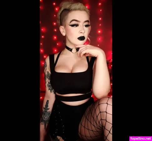 Slashleyreacts OnlyFans Thumbnail #afzC0UpIU0
