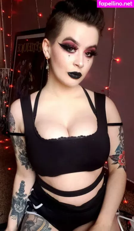 Slashleytv OnlyFans Thumbnail #e1g4ud5WWw