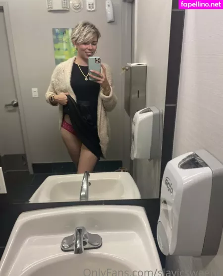 Slavicsweetie OnlyFans Thumbnail #TgxMBVMuQz