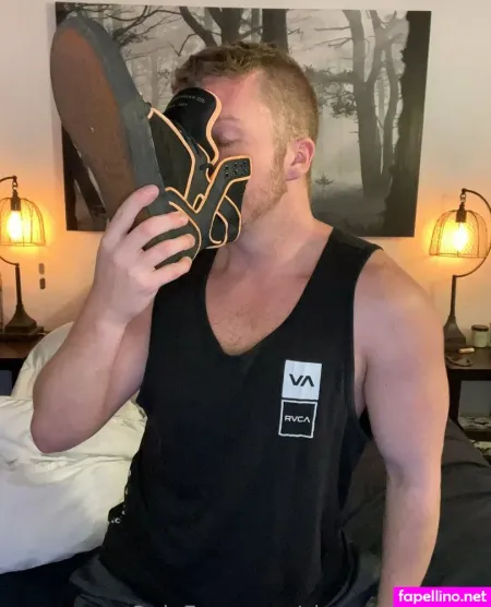 Slcsneakerlicker OnlyFans Thumbnail #7zQmpx9vQj