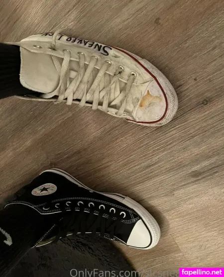 Slcsneakerlicker OnlyFans Thumbnail #hlL615CIcn