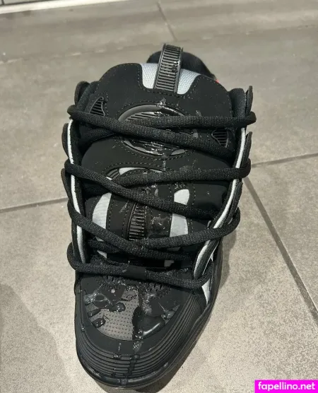 Slcsneakerlicker OnlyFans Thumbnail #lKLx2LFNfn