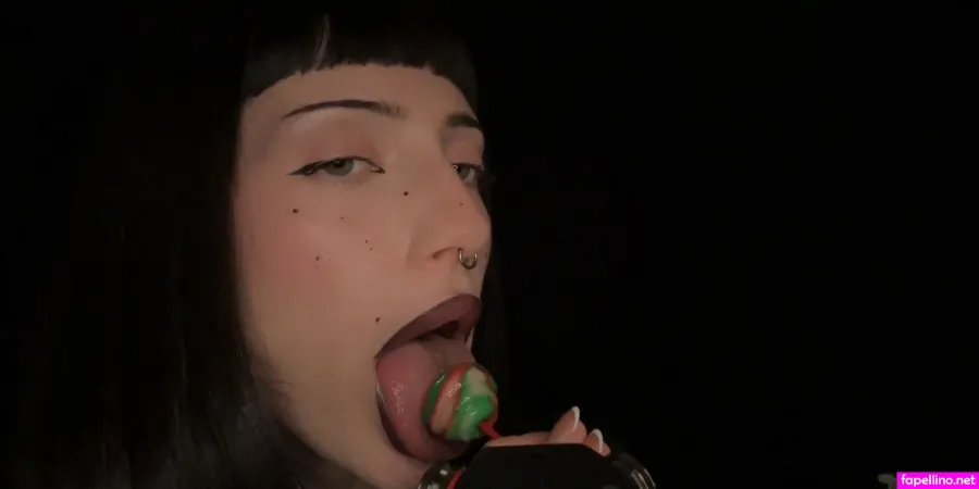 Sleepgirlasmr OnlyFans Thumbnail #TVsd8sTOZb