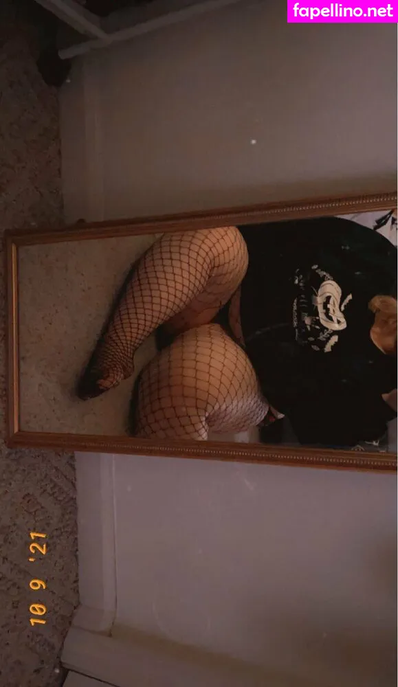 hney.bees, sleepy_hneybee Nude Leaked OnlyFans Photo #X8g7q8XU6x