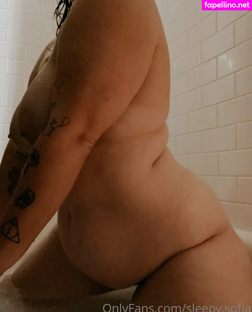 sleepy.sofia, sofia_sleepy Nude Leaked OnlyFans Photo #0Sw9VCIP1k
