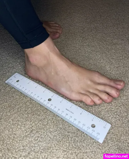 Slendersolesmom OnlyFans Thumbnail #fD5ks6TL52