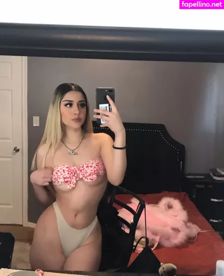 Slim Thick Latina Nakedwitchh OnlyFans Thumbnail #rdWGd1zM9h