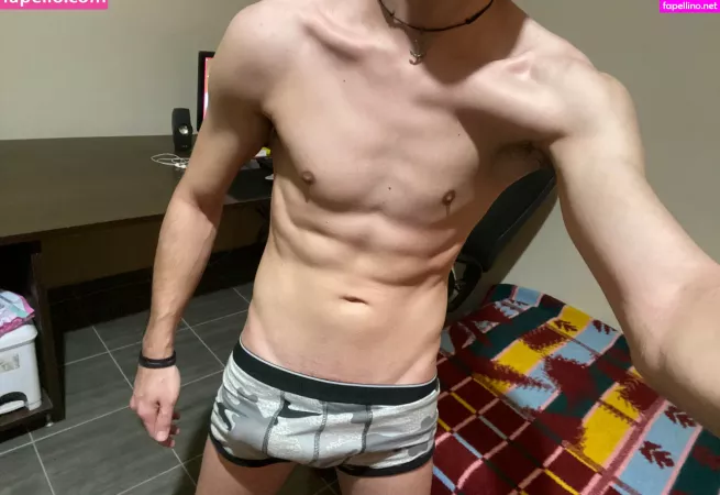 Slimboygr OnlyFans Thumbnail #1LOBbp8WT4