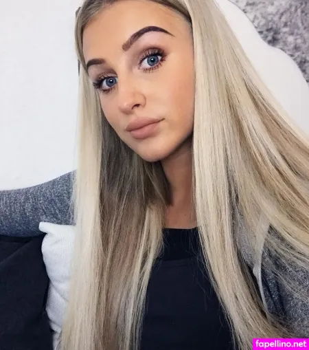 Slimladysashka OnlyFans Thumbnail #wnU9ZKsdV1