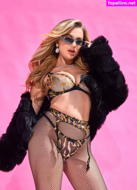 Slimthick Vic OnlyFans Thumbnail #7w6W0yMSrD